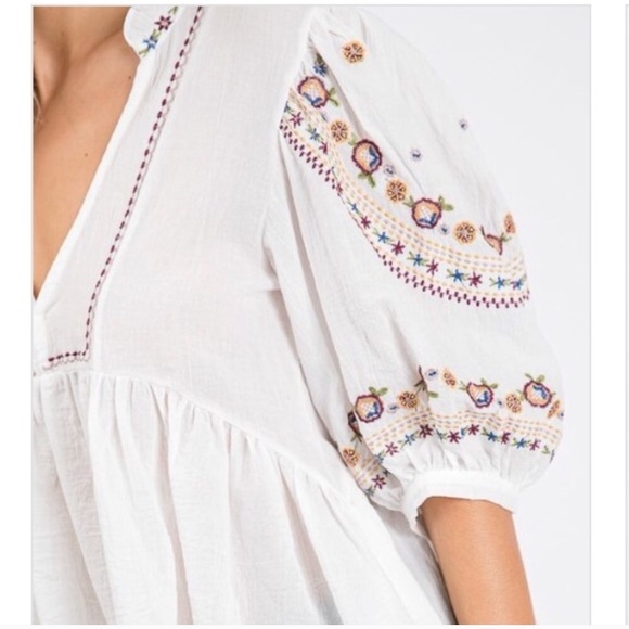 SOLD OUT Boho Vintage Embroidered Ivory Peasant Blouse - Picture 3 of 4